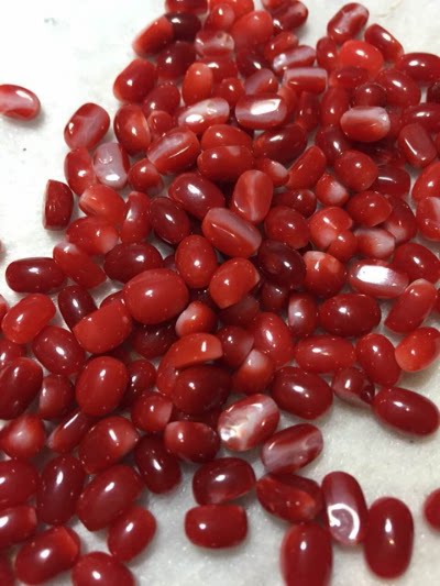 厂家货源红色深海有机宝石小蛋面耳钉料