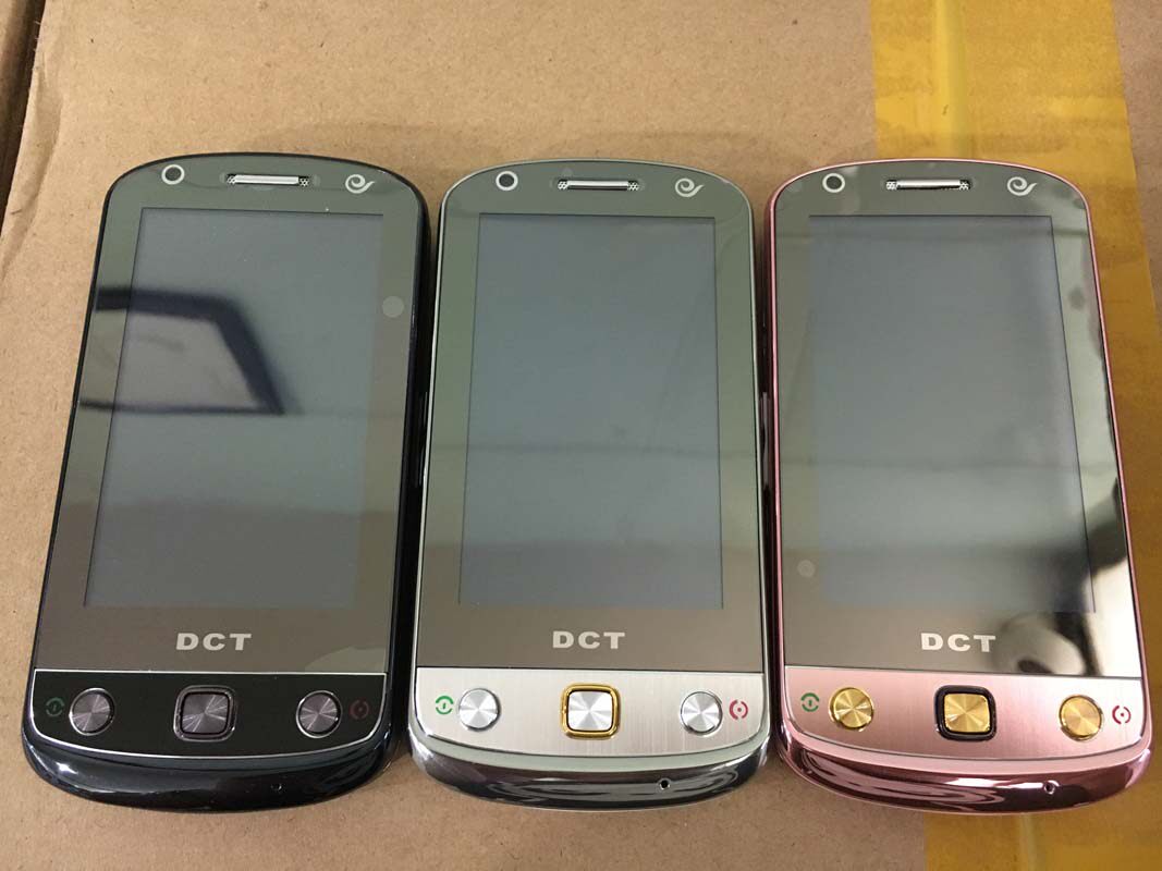 双冠特价 大成e326  3.2屏mp3 蓝牙fm收音机 java 电信双模手机