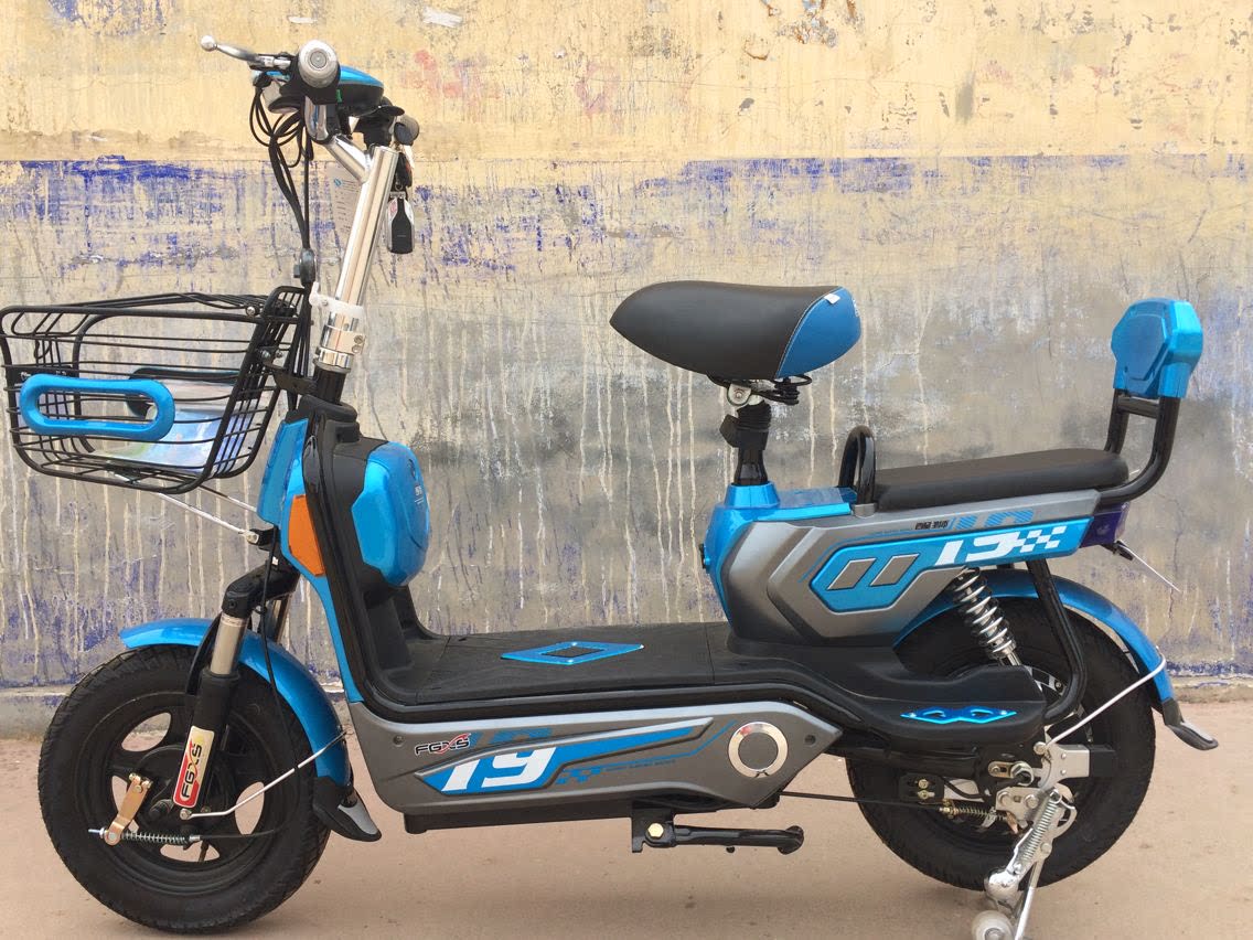 新乐市飞鸽醒狮电动车a9